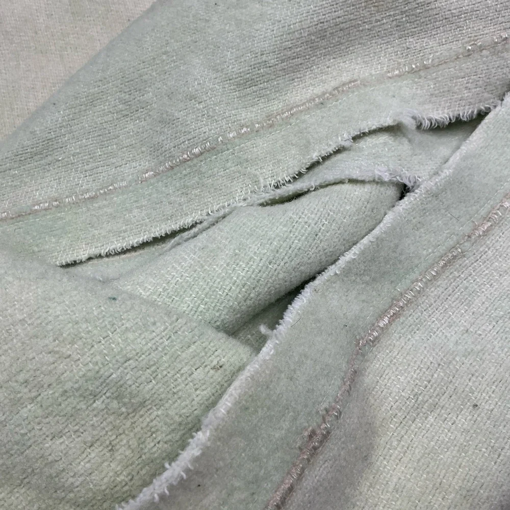 Vintage 1940s/50s mint green wool blanket 58 x 75